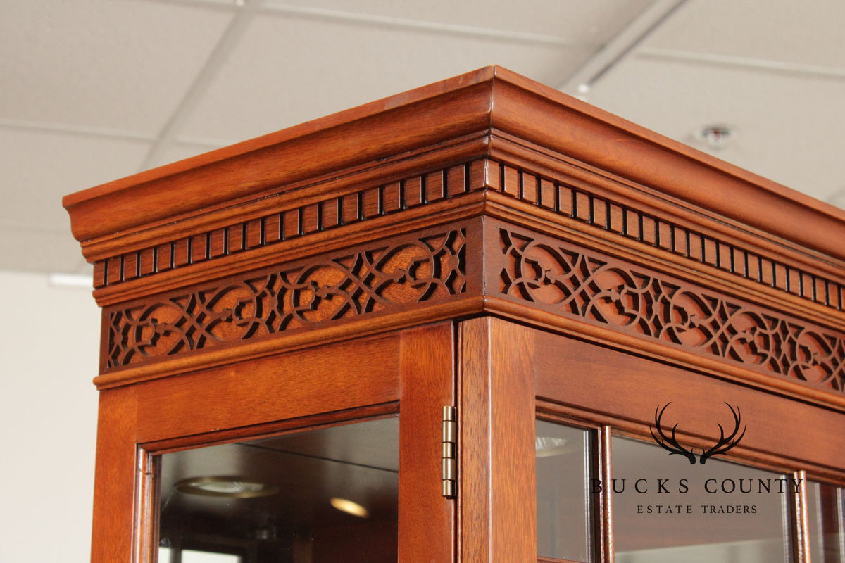 Stickley Georgian Style Mahogany Breakfront China Cabinet