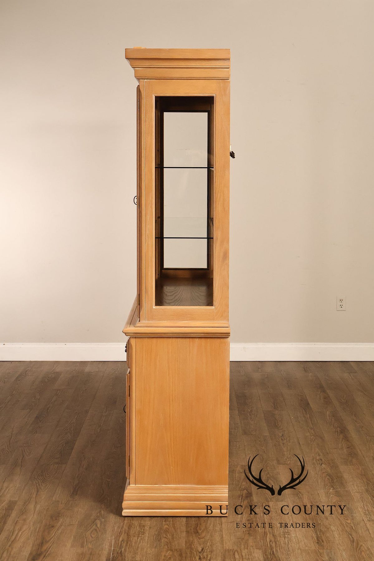 Hespeler Furniture Light Oak Illuminated China Cabinet