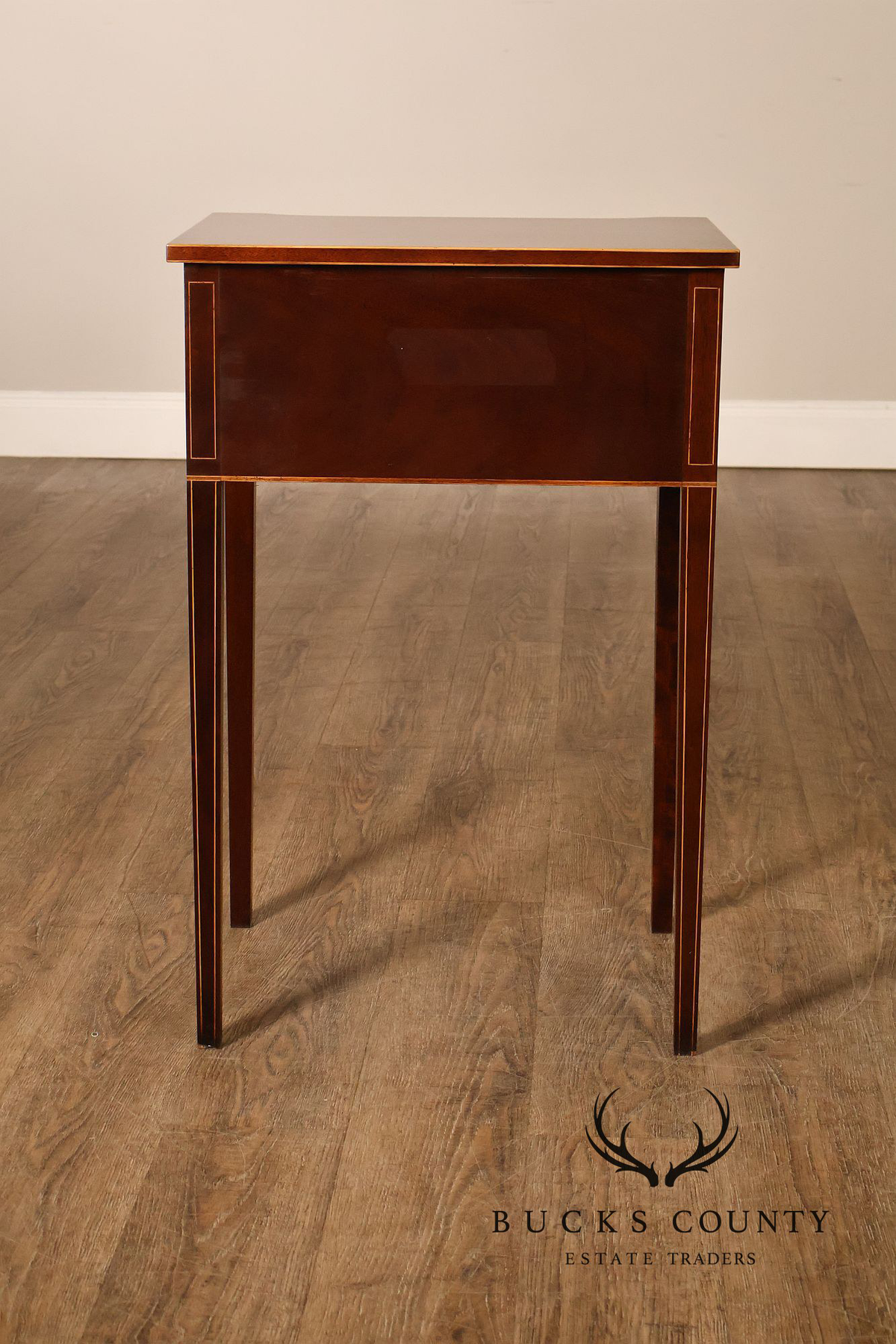 Stickley Colonial Williamsburg Mahogany Inlaid Federal Style End Table