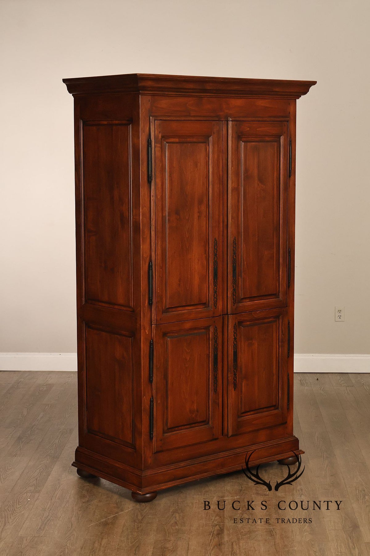 Traditional Entertainment Armoire Media Cabinet
