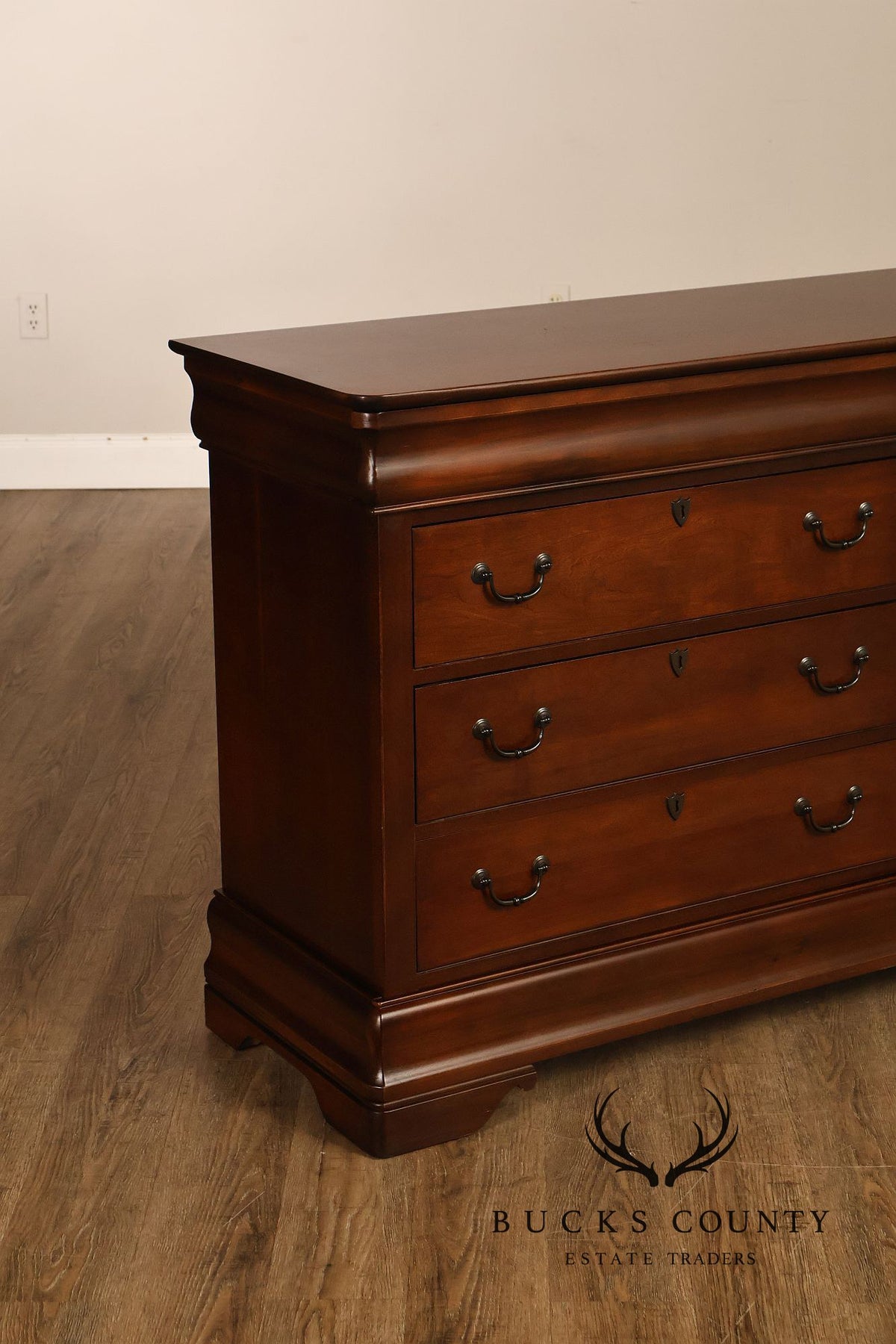 Broyhill 'Maison Lenoir' Double Dresser