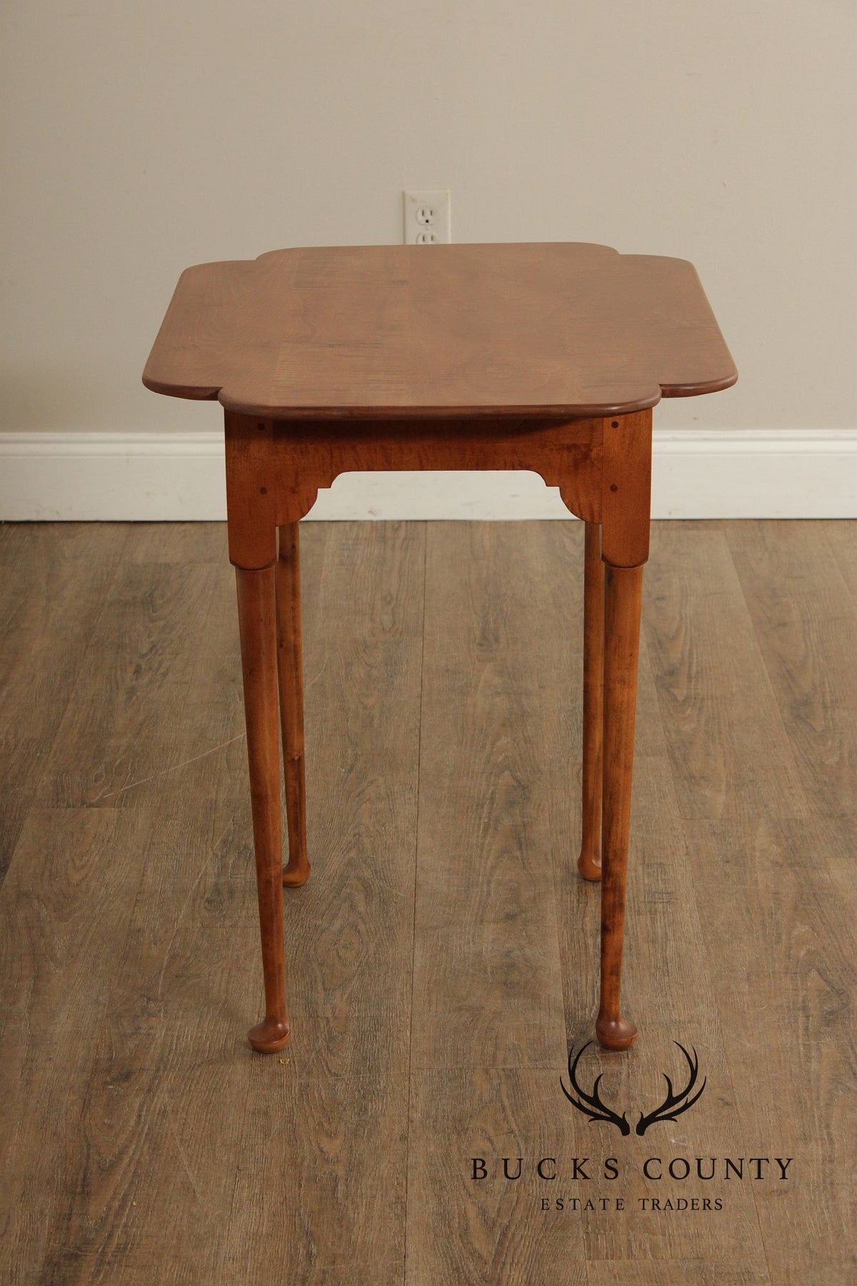 Custom Quality Queen Anne Style Tiger Maple Side Table