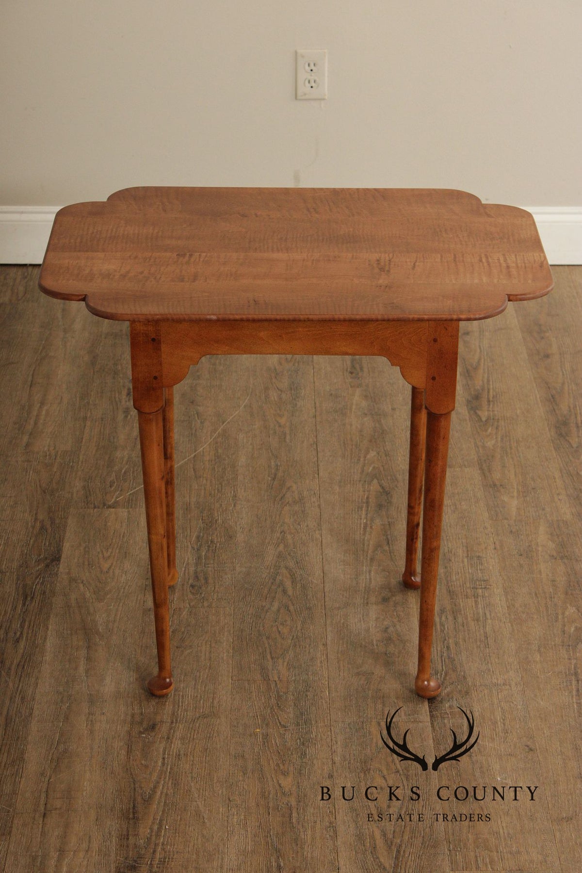 Custom Quality Queen Anne Style Tiger Maple Side Table