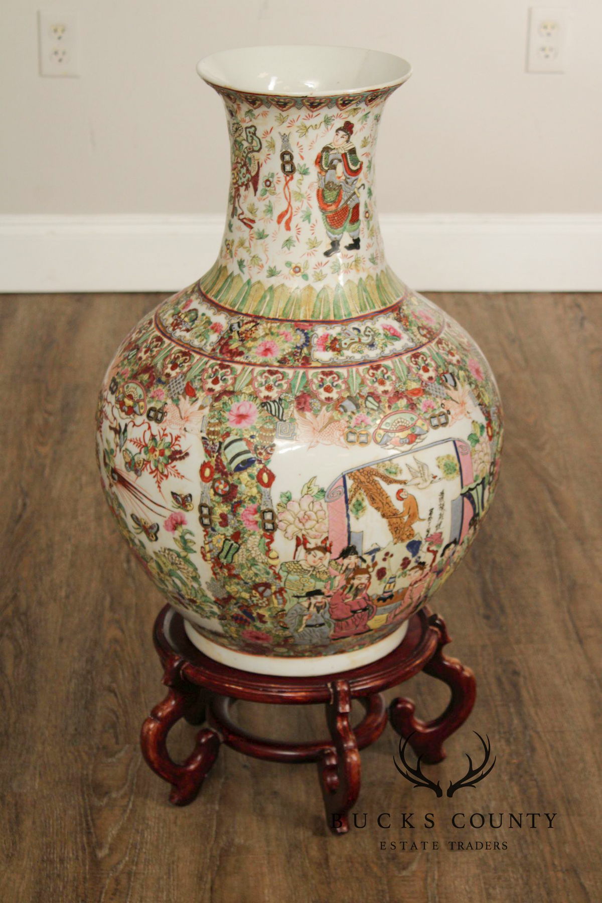 Chinese Rose Medallion Porcelain Palace Floor Vase on Stand