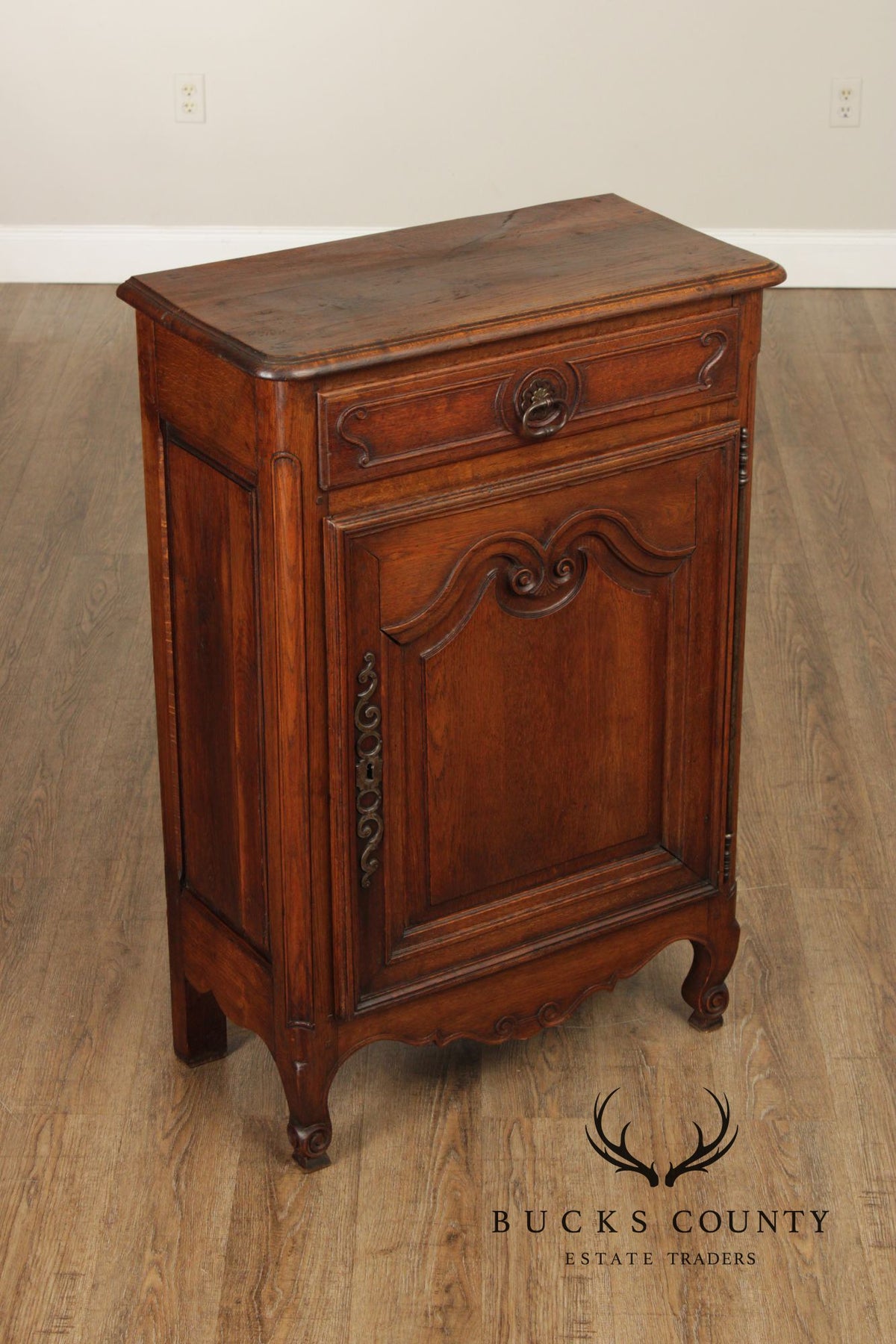 Antique 19th Century French Louis XV Style Solid Oak Petite Cabinet With Drawer And Scalloped Apron