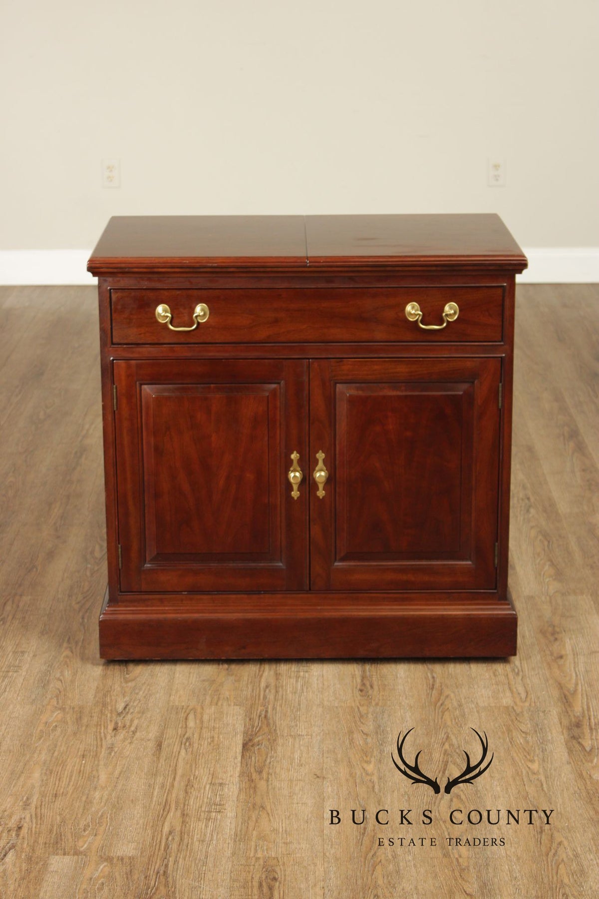 Stickley Traditional Mahogany Flip-Top Server Cabinet