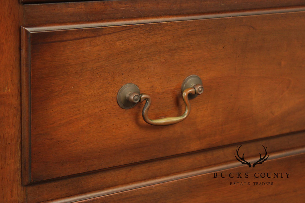 Kittinger Georgian Style Colonial Williamsburg Mahogany Chest Of Drawers