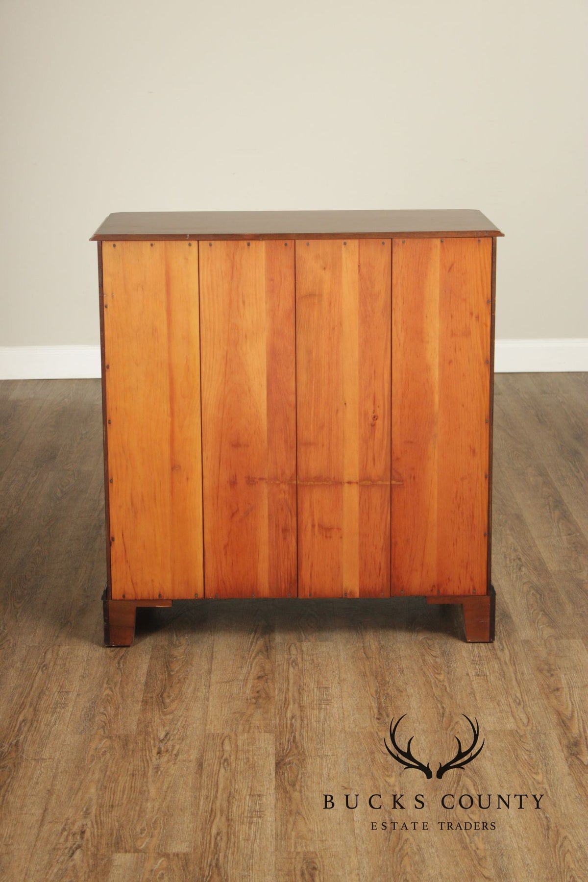 Kittinger Georgian Style Colonial Williamsburg Mahogany Chest Of Drawers