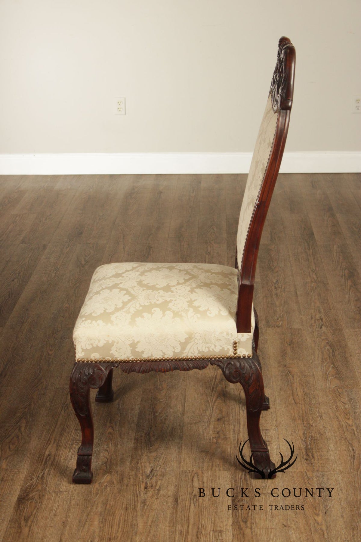 Georgian Style 1930's Vintage Set of 8 Carved Mahogany Dining Chairs