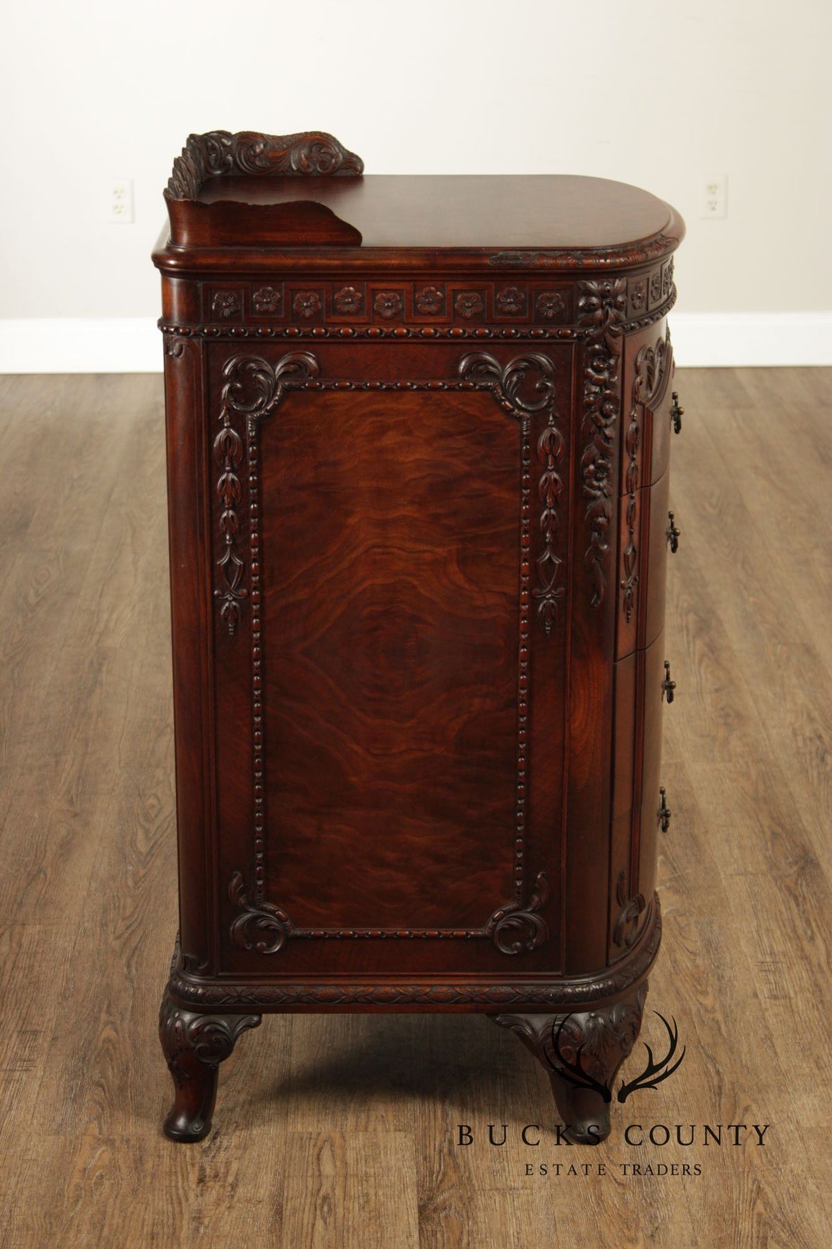 1930's Georgian Style Carved Mahogany Pair Of Four Drawers Chests