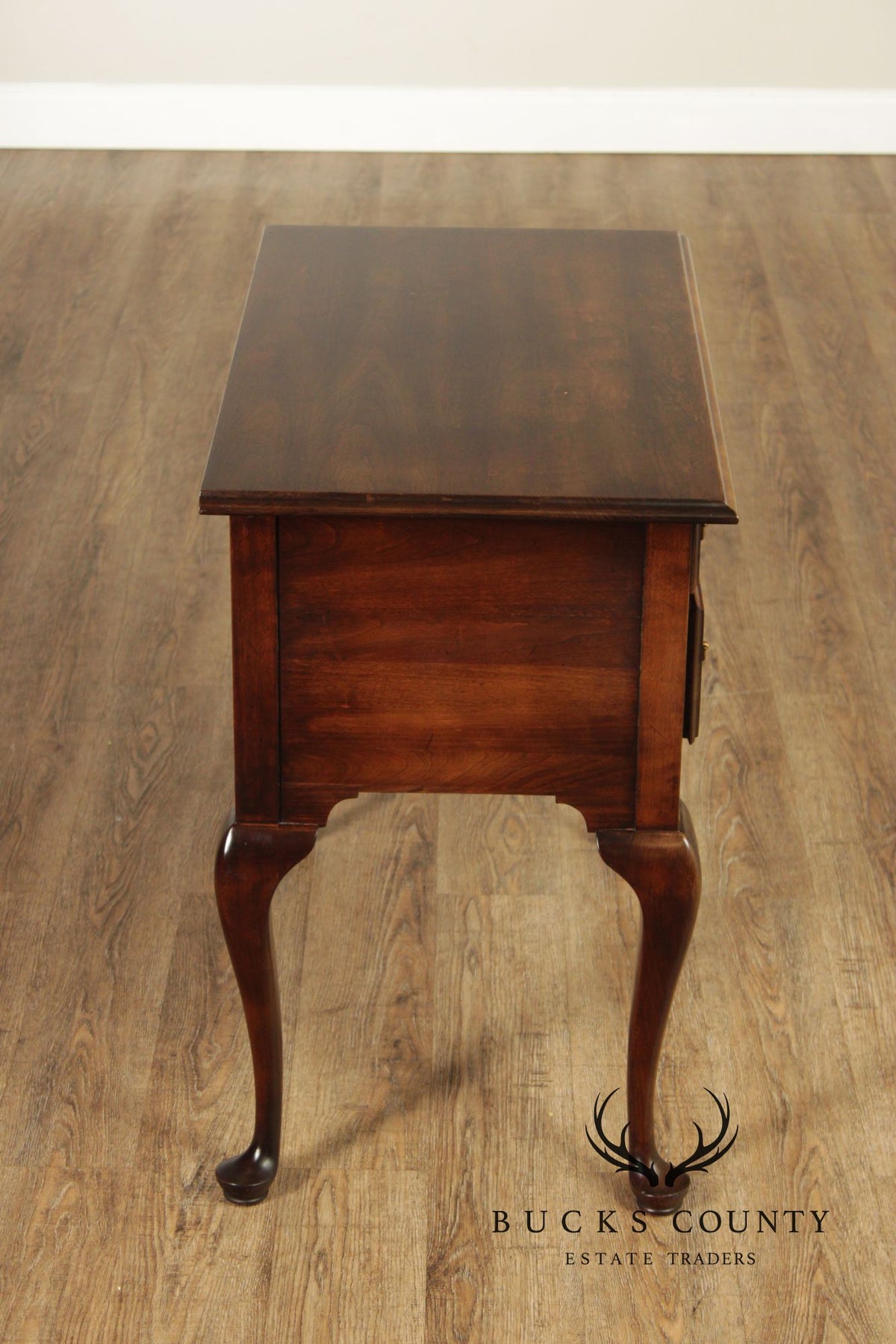 Statton Private Collection Queen Anne Style Cherry Lowboy