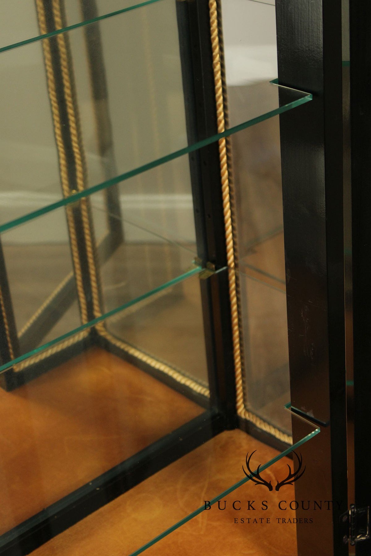 Chinoiserie Lacquered Display Cabinet