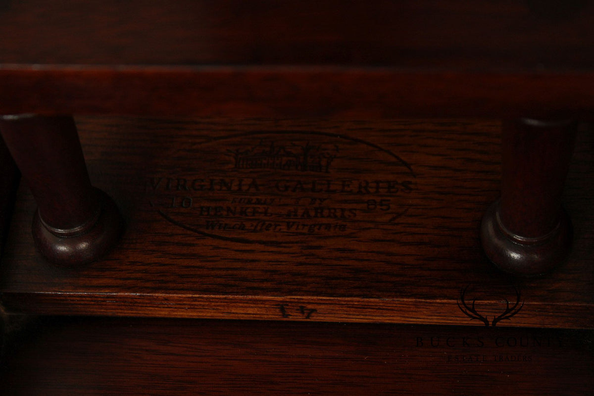 Henkel Harris Chippendale Style Mahogany Tilt Top Pie Crust Table