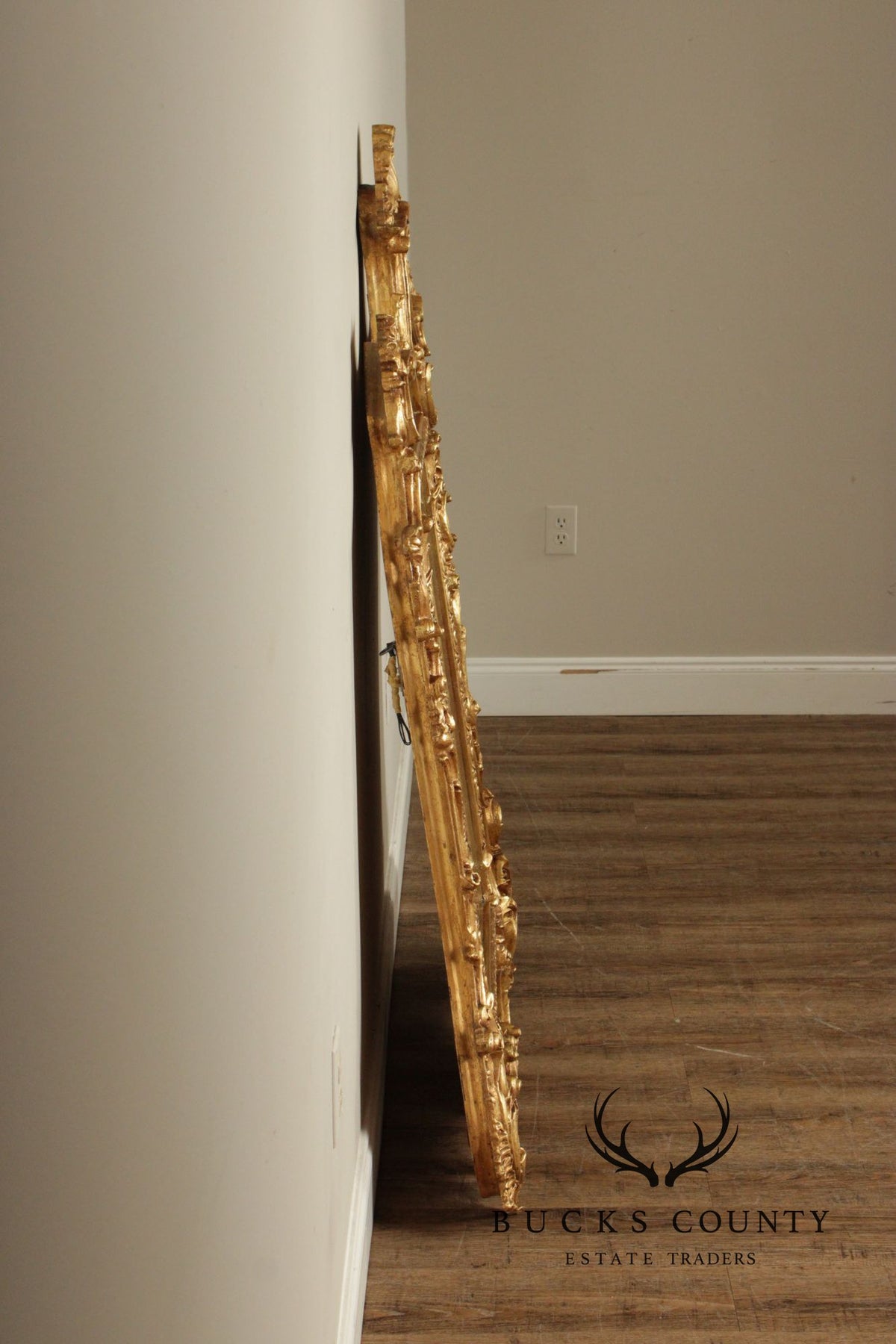 French Rococo Style Quality Gilt Frame Carved Wall Mirror