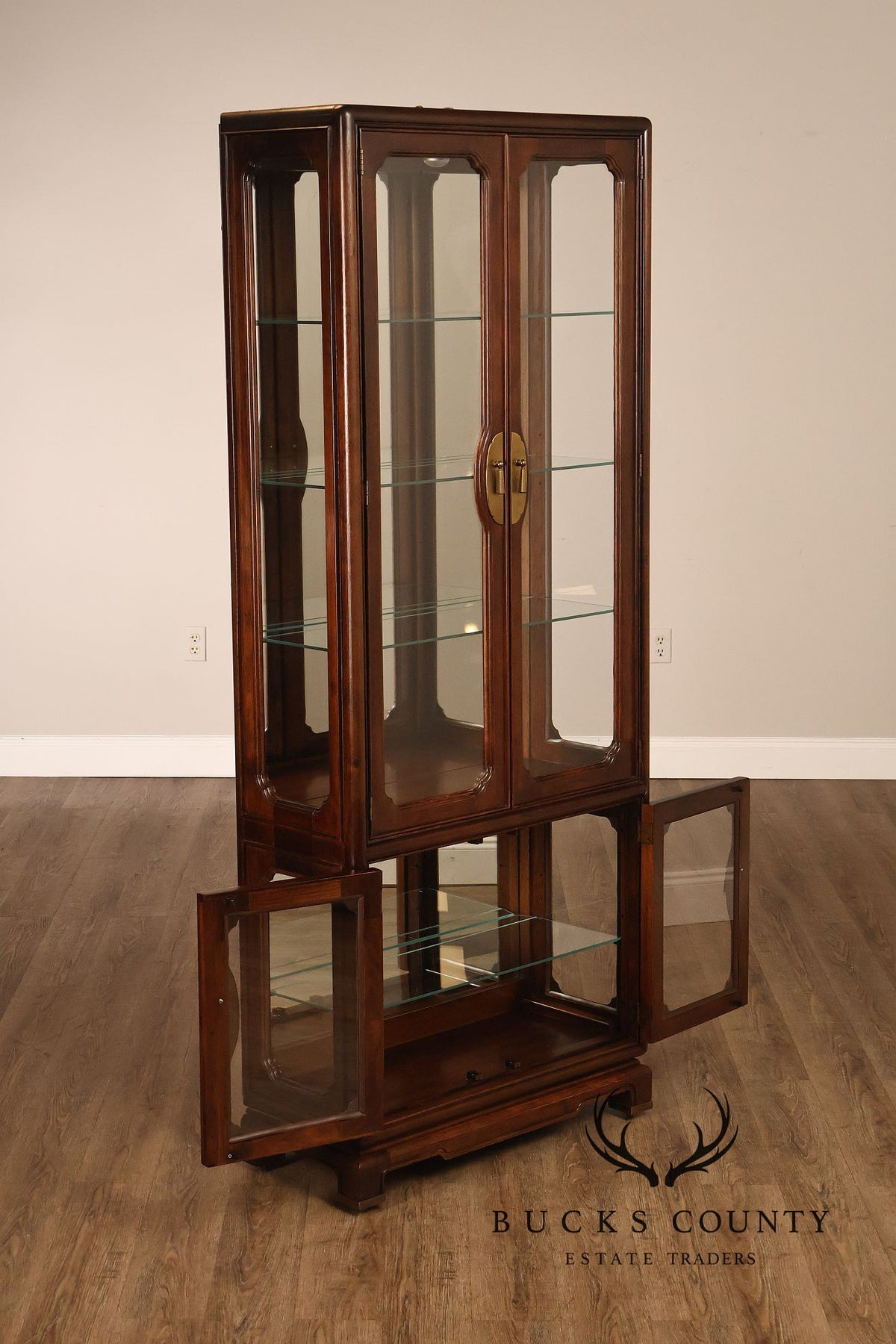 Hollywood Regency Asian Influenced Pair Of Lighted Curio Display Cabinets