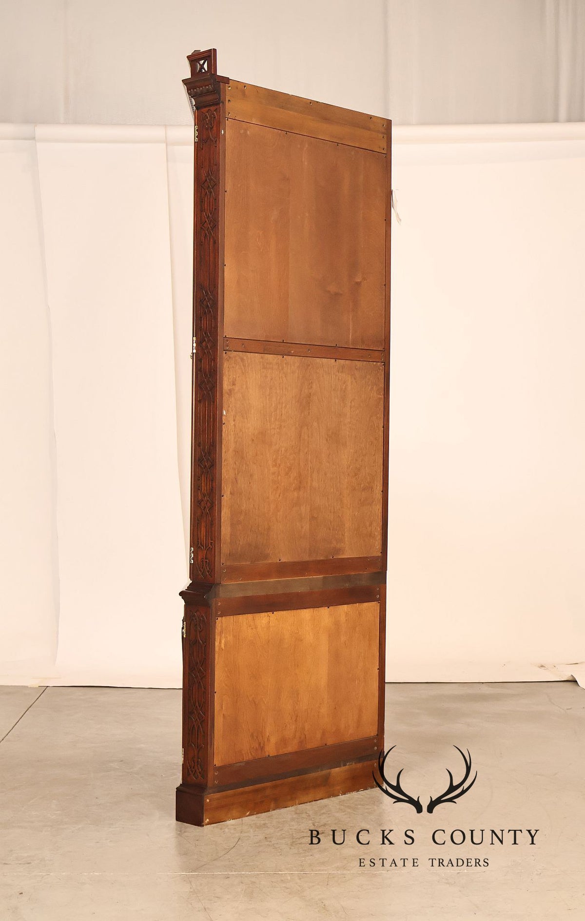 Henkel Harris Mahogany Chippendale Style Corner China Cabinet