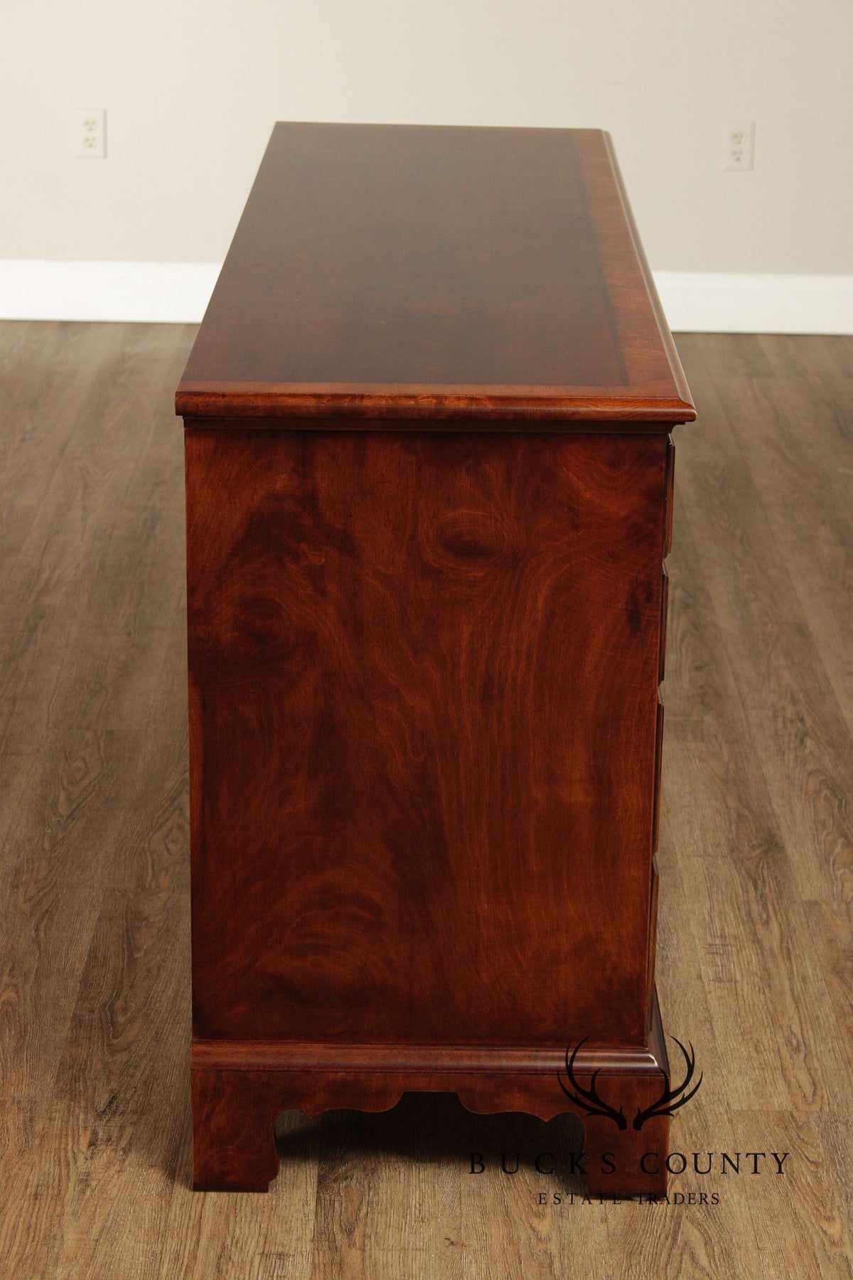 Henredon Aston Court Mahogany Ten Drawer Dresser