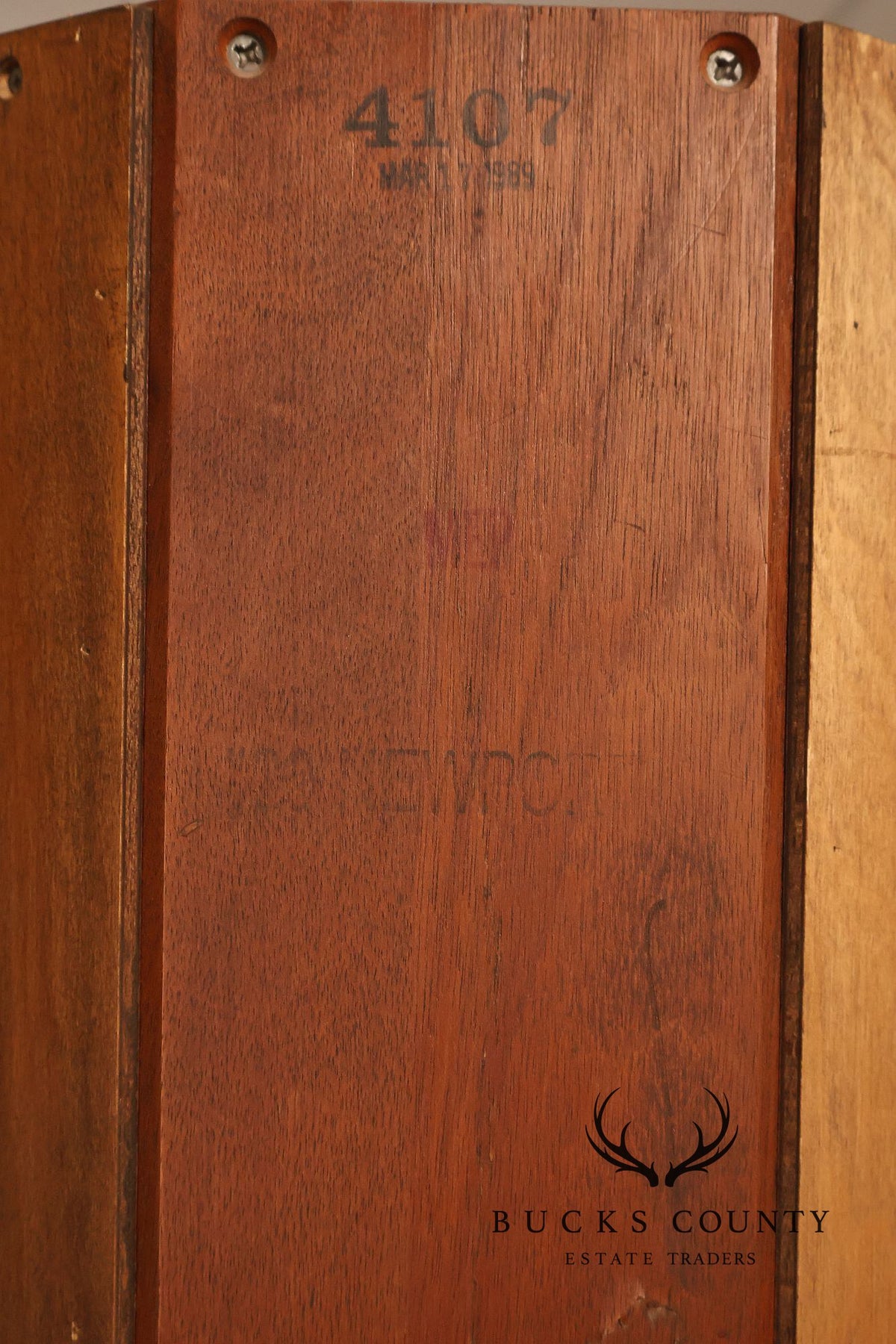 Stickley Traditional Newport Mahogany Lighted Corner Cabinet