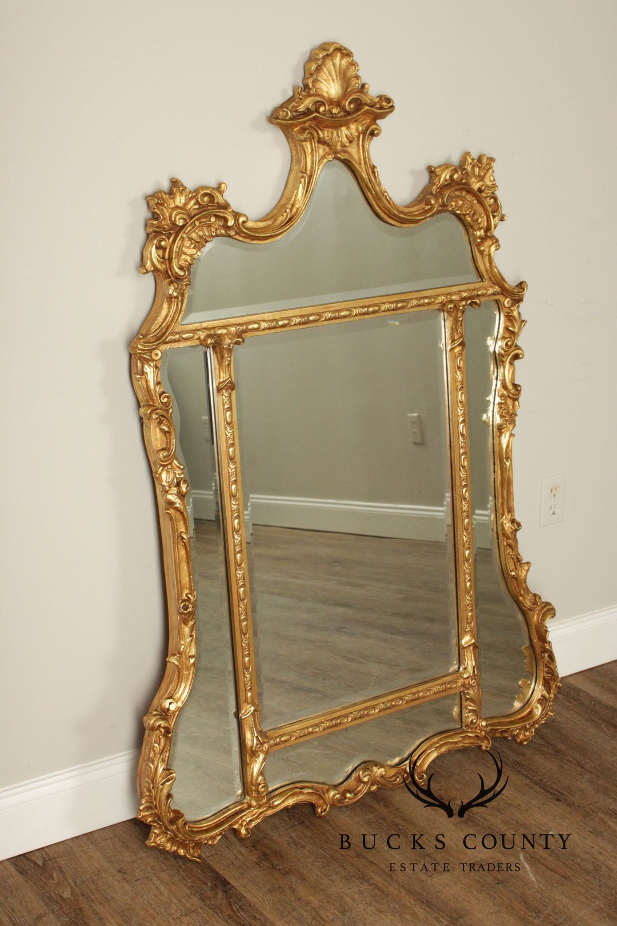 French Rococo Style Quality Gilt Frame Carved Wall Mirror