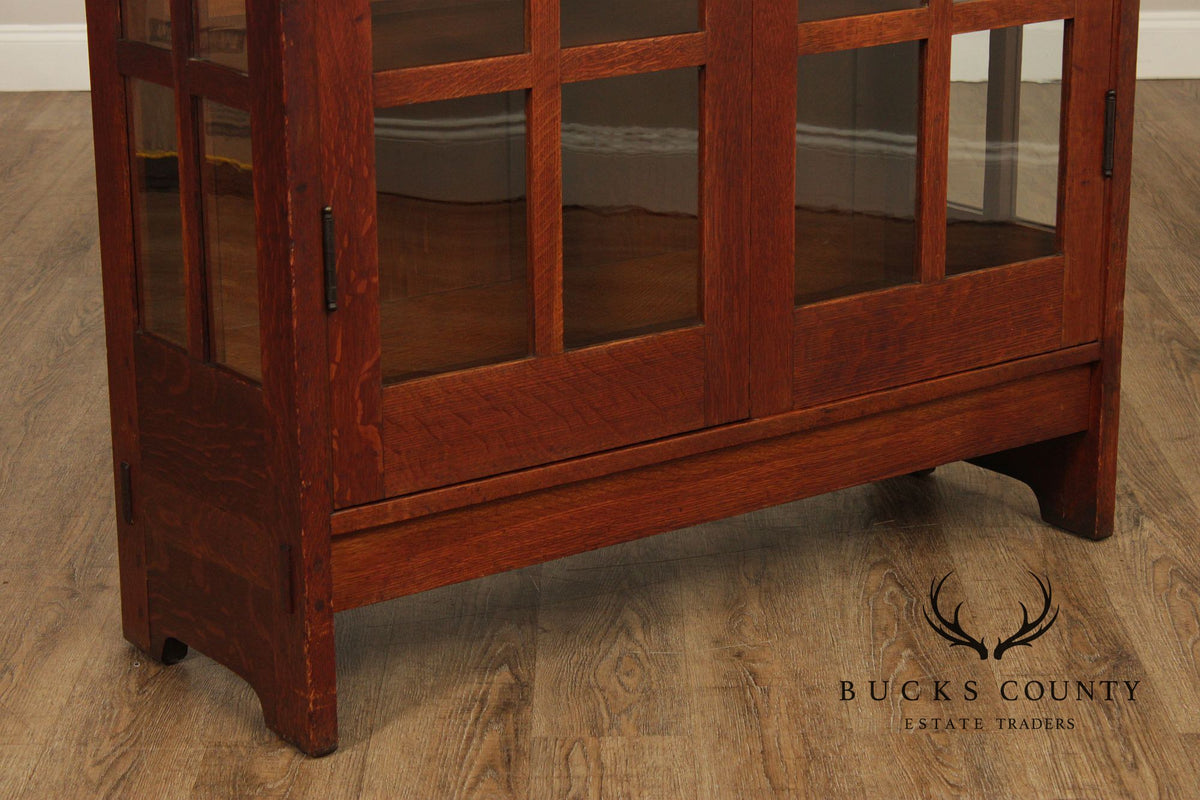 Gustav Stickley Antique Mission Oak No. 815 China Cabinet