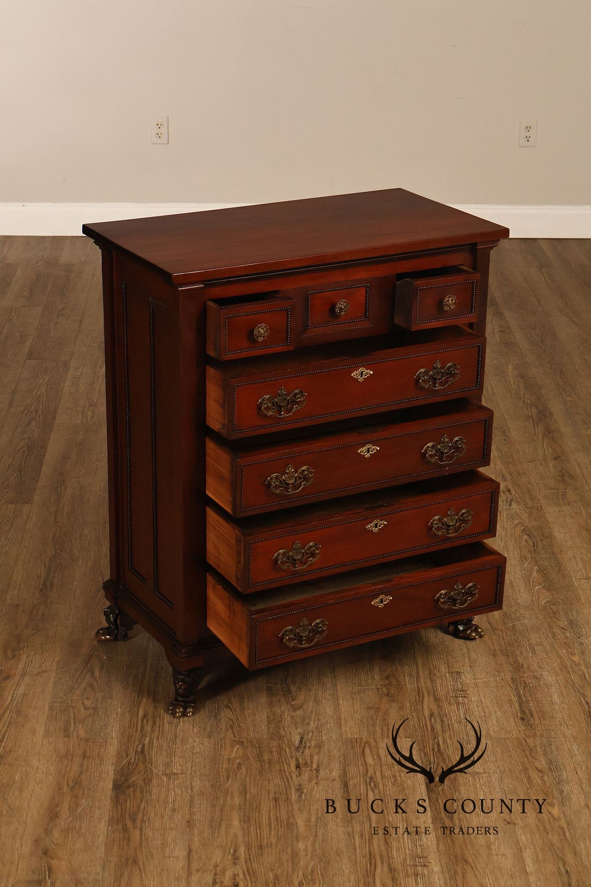 Antique Victorian Mahogany Chest Of Drawers With Brass Lion Paw Feet