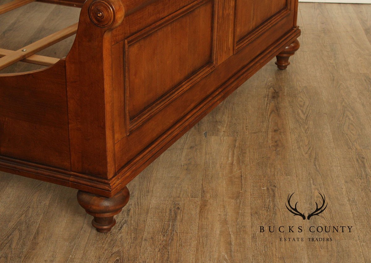 ETHAN ALLEN ‘NEW COUNTRY’ MAPLE QUEEN SLEIGH BED