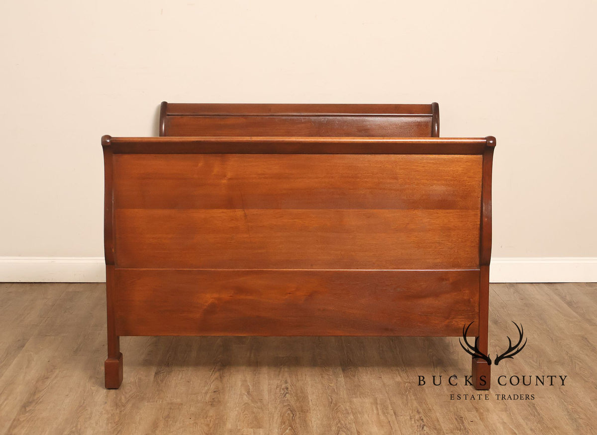 Antique Traditional Full Size Mahogany Sleigh Bed