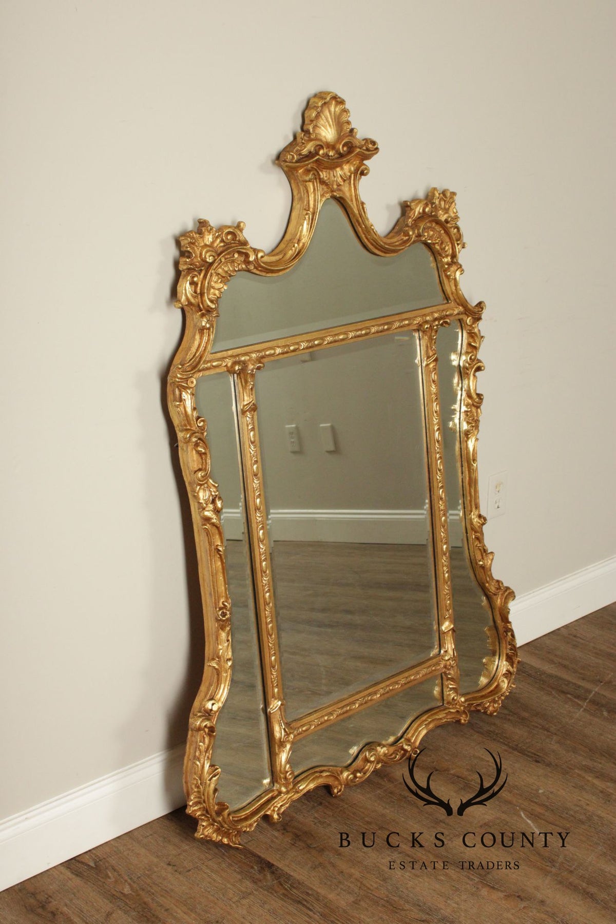 French Rococo Style Quality Gilt Frame Carved Wall Mirror
