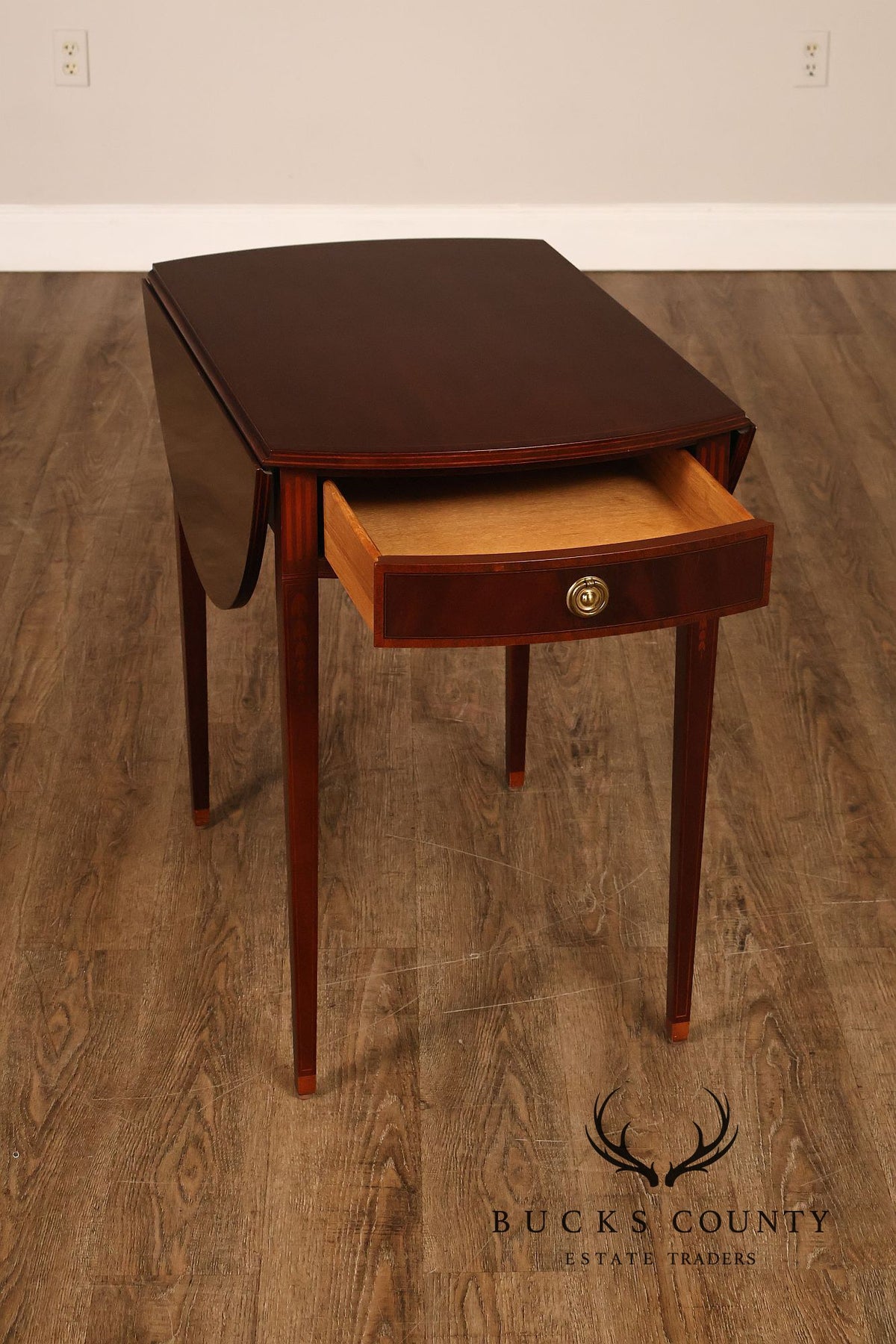 Baker Federal Style Mahogany Pembroke Drop-Leaf Side Table