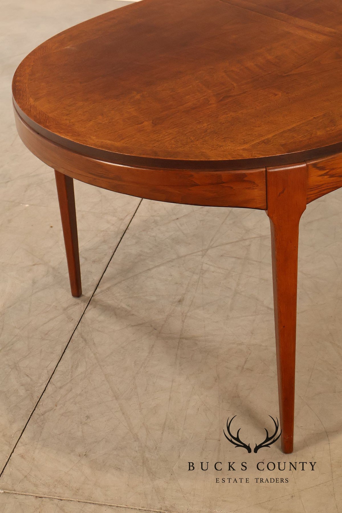 Lane 'Rhythm' Mid Century Modern Walnut Expandable Dining Table