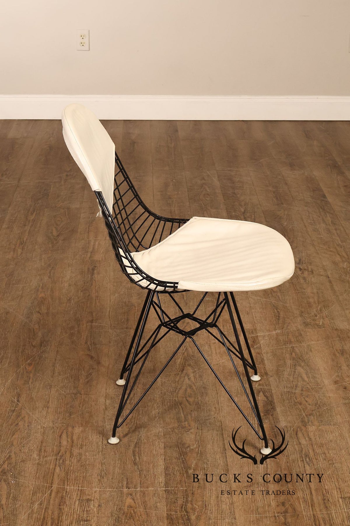 Herman Miller Eames Mid Century Modern Wire Chair