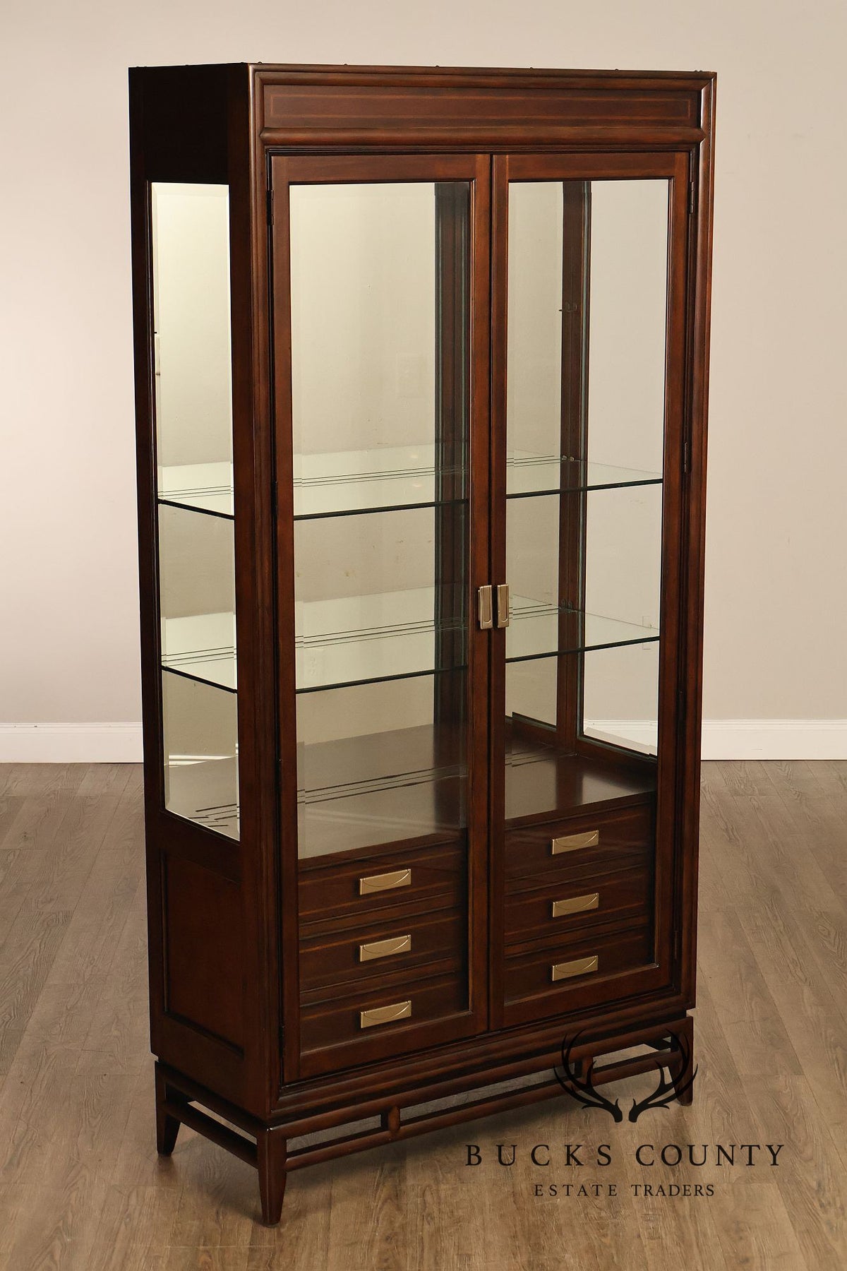 Thomasville Contemporary Display Cabinet