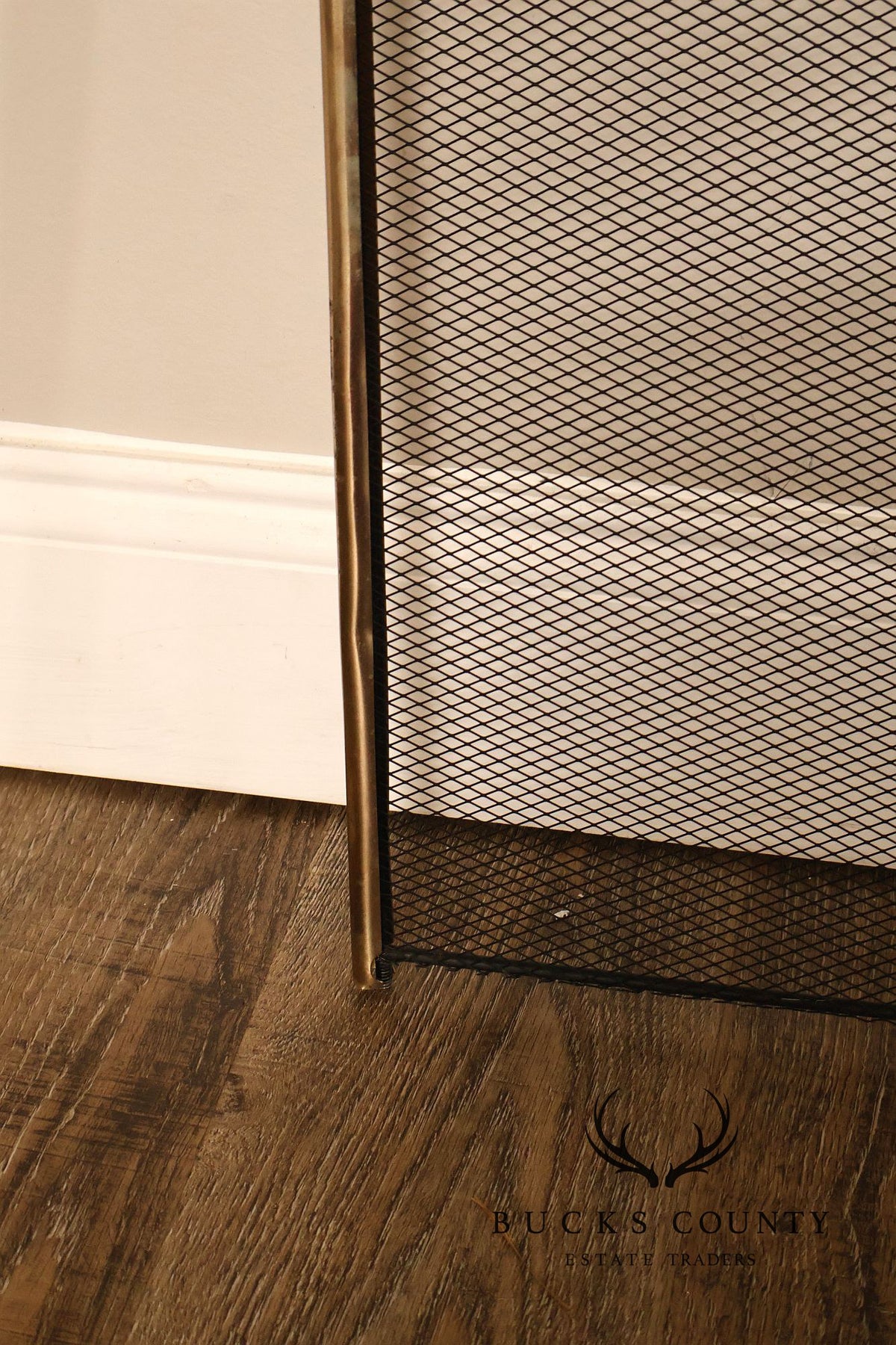 Traditional Four-Panel Arched Fireplace Screen