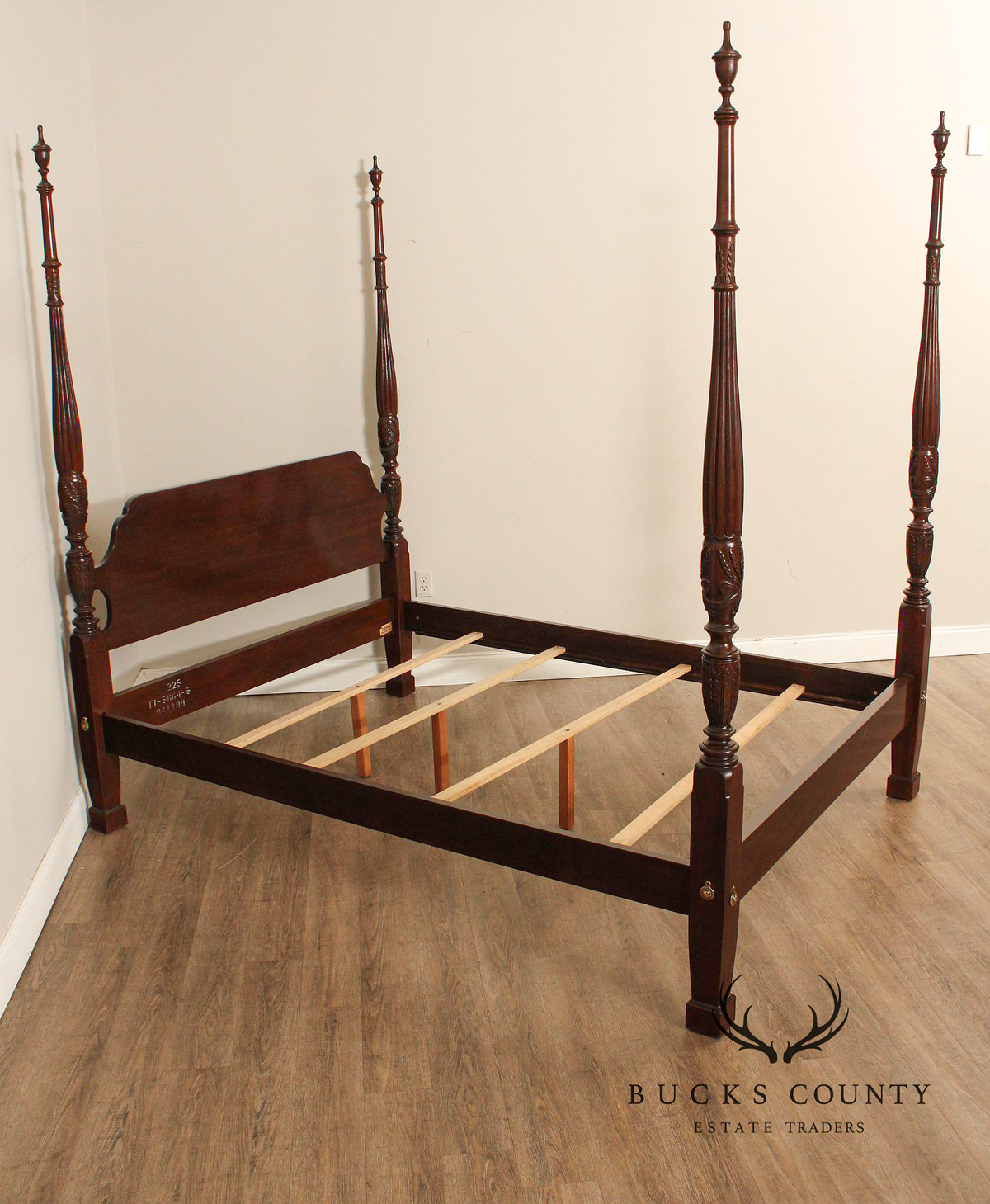 Ethan Allen Georgian Court Cherry Queen Size Four Poster Bed
