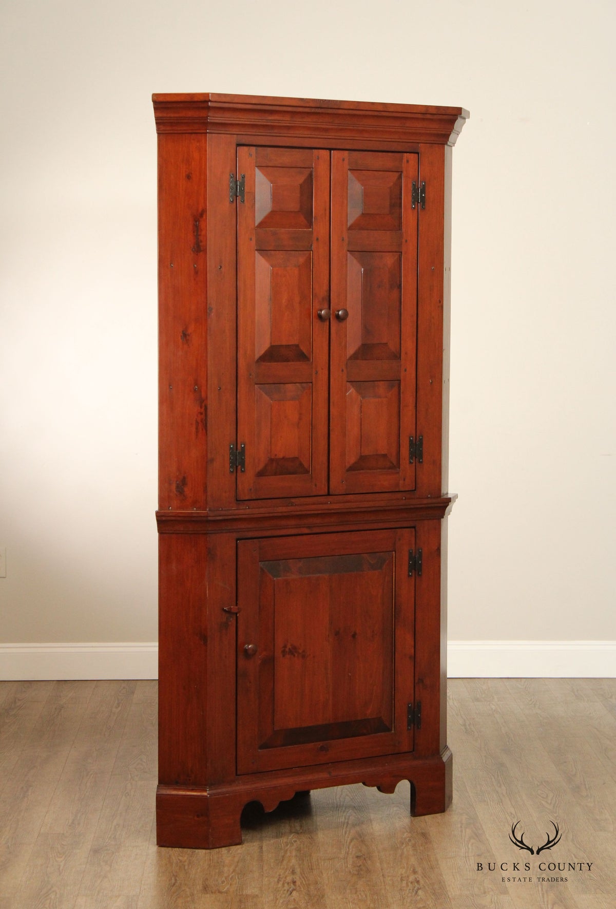 Custom Quality Early American Style Pine Corner Cabinet