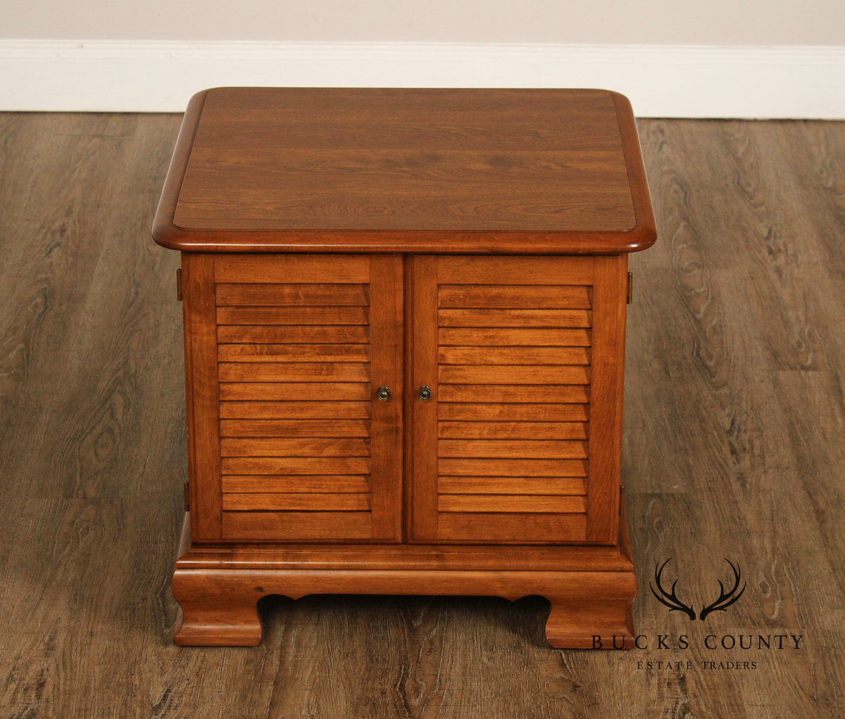 Ethan Allen Heirloom Nutmeg Maple Louvered Door Record Cabinet Side Table