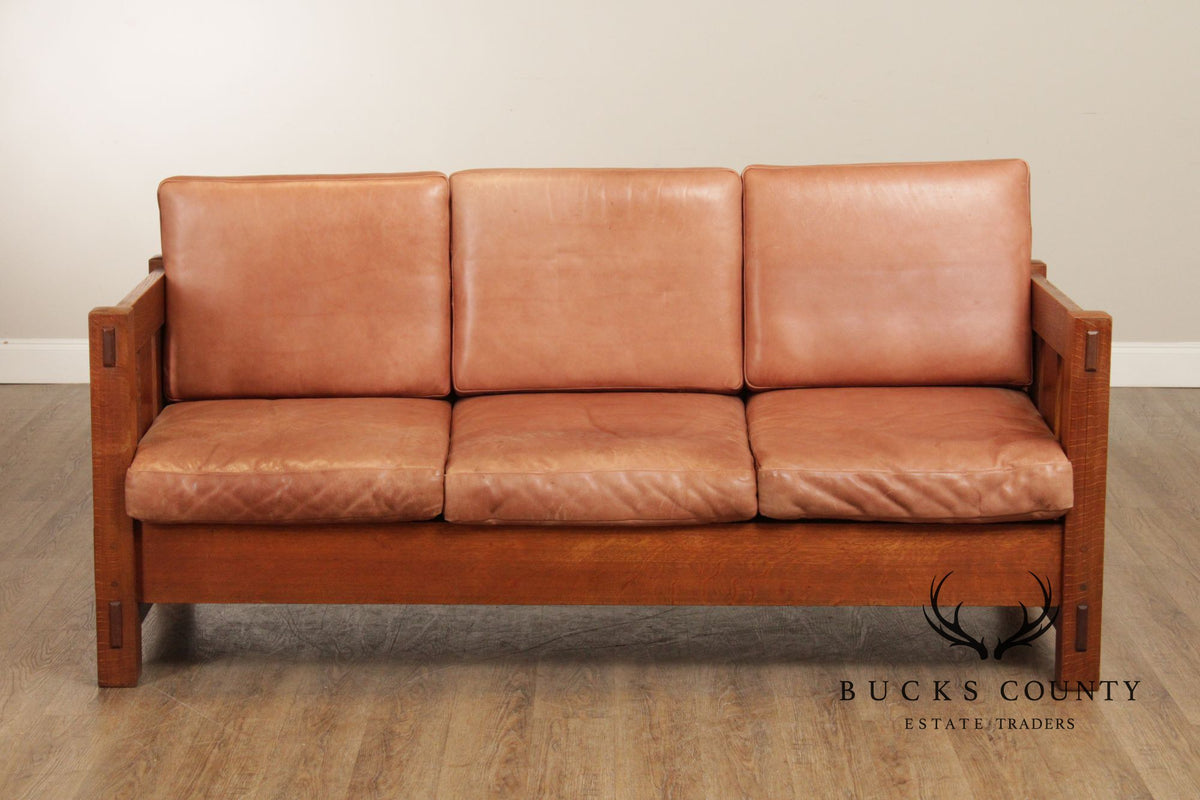 Gustav Stickley Antique Mission Oak and Leather Even-Arm Settle Sofa