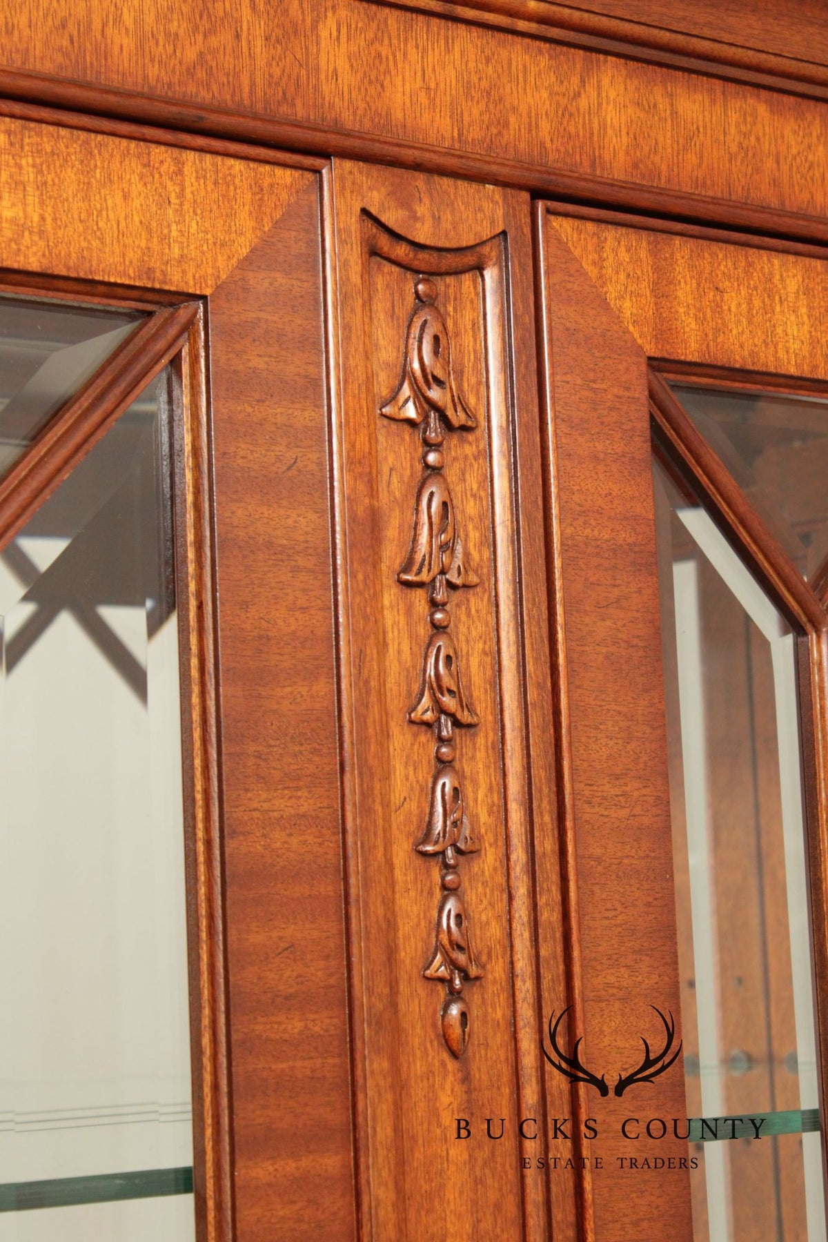 Henkel Harris Georgian Style Mahogany Display Case Cabinet
