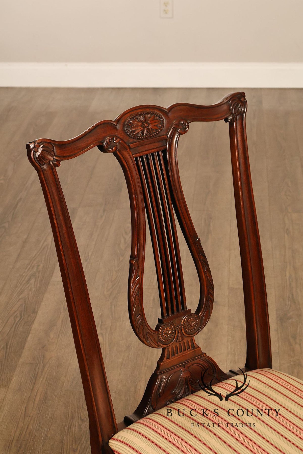 Henkel Harris Mahogany Set Of Eight Lyre Back Dining Chairs