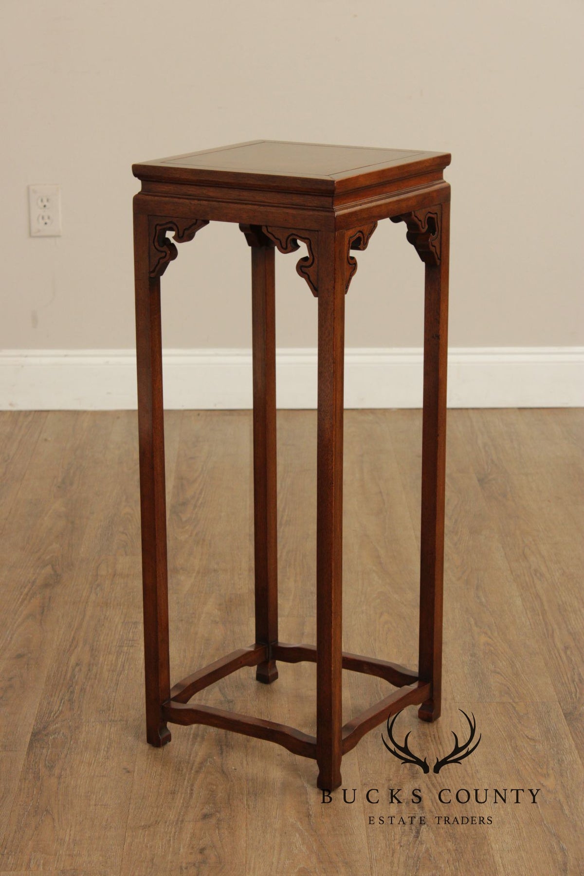 Baker Asian Inspired Pair of Mahogany Pedestal Plant Stands