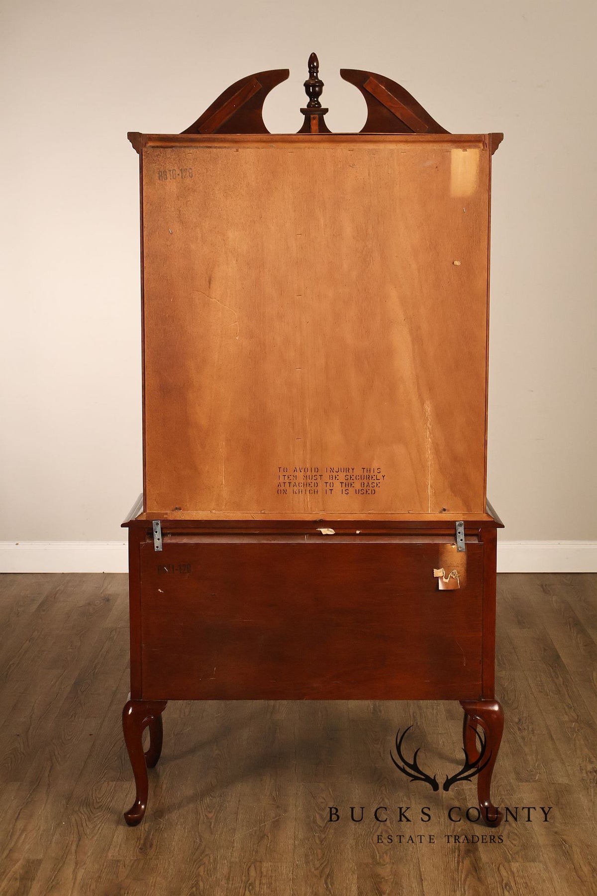 Sumter Cabinet Co. Queen Anne Style Cherry Highboy Dresser