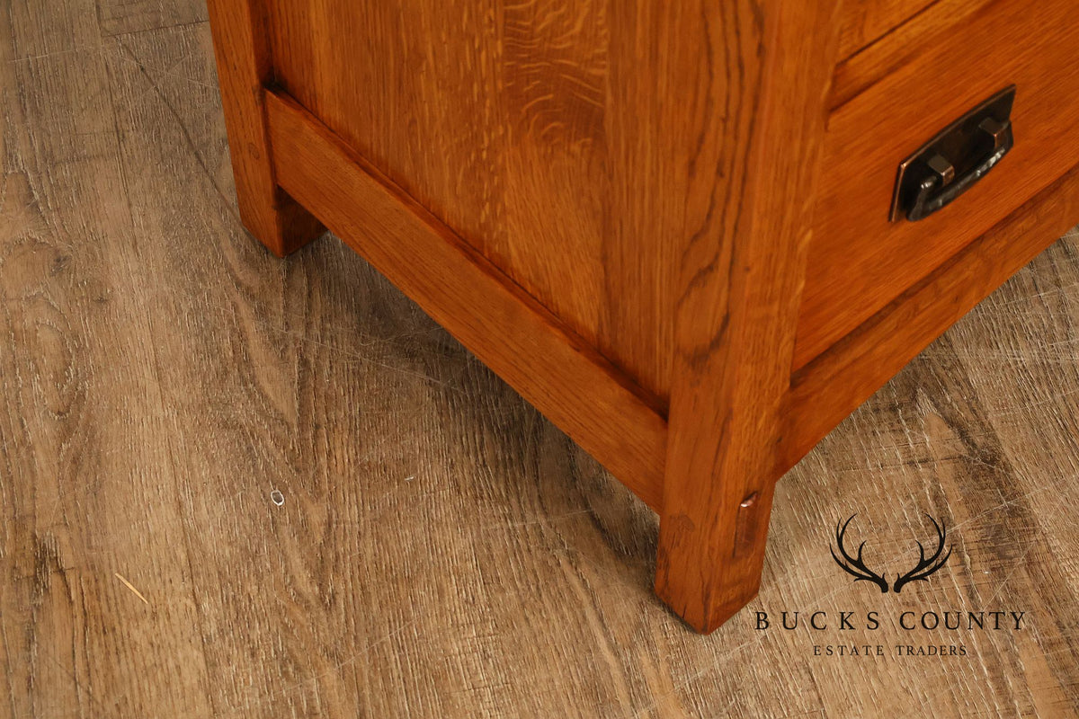 Stickley Mission Collection Pair of Oak Three-Drawer Nightstands