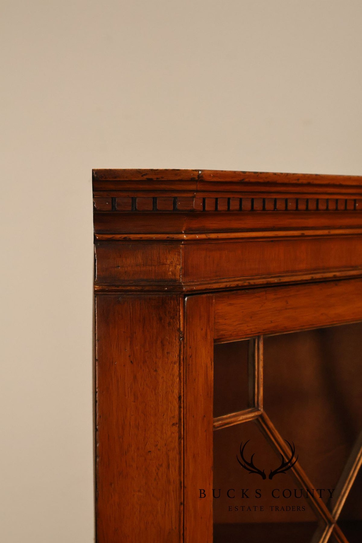 Georgian Style Narrow Mahogany Corner Cabinet With Geometric Glass Door