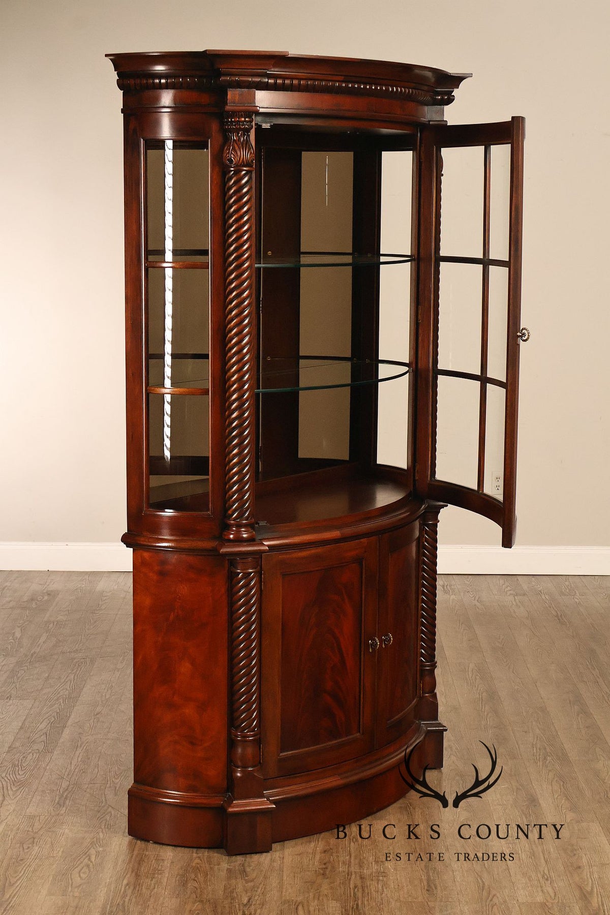 Henredon Regency Style Mahogany China Cabinet