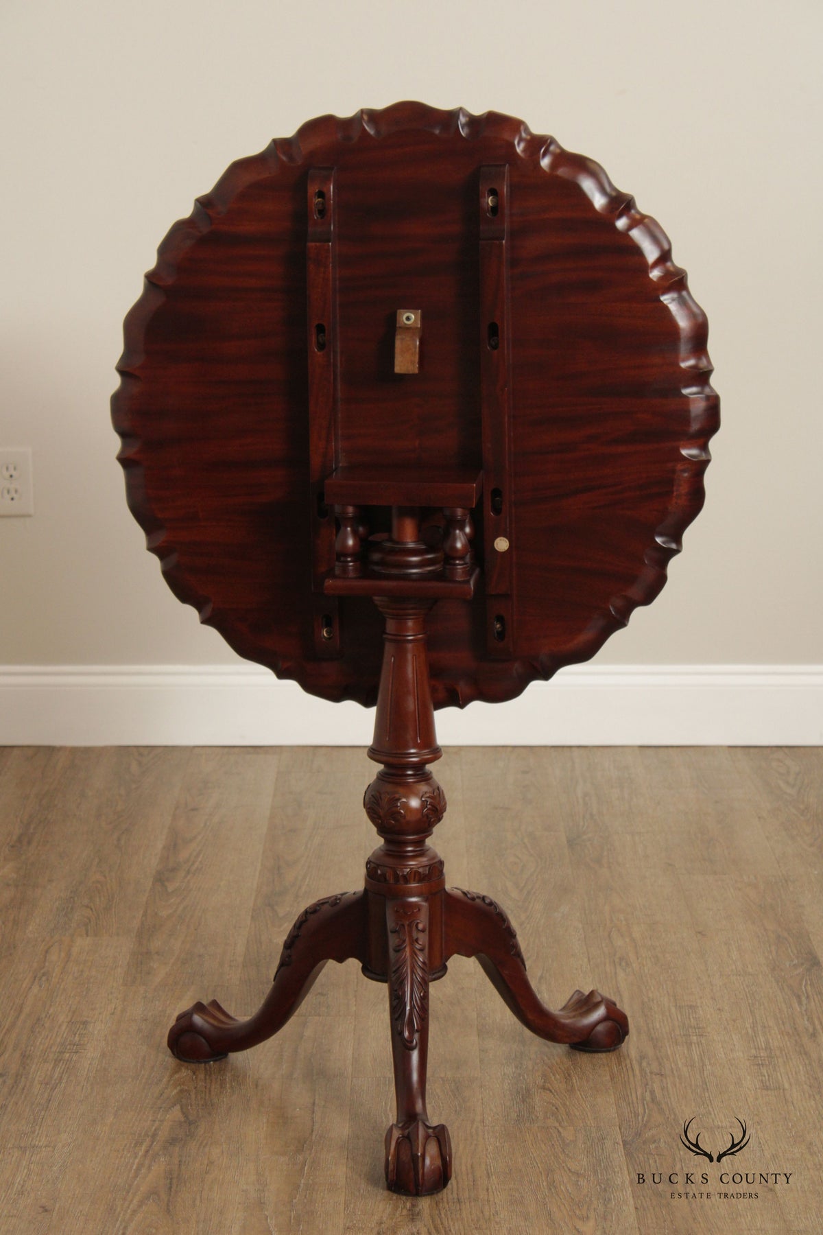 Chippendale Style Mahogany Tilt-Top Pie Crust Table