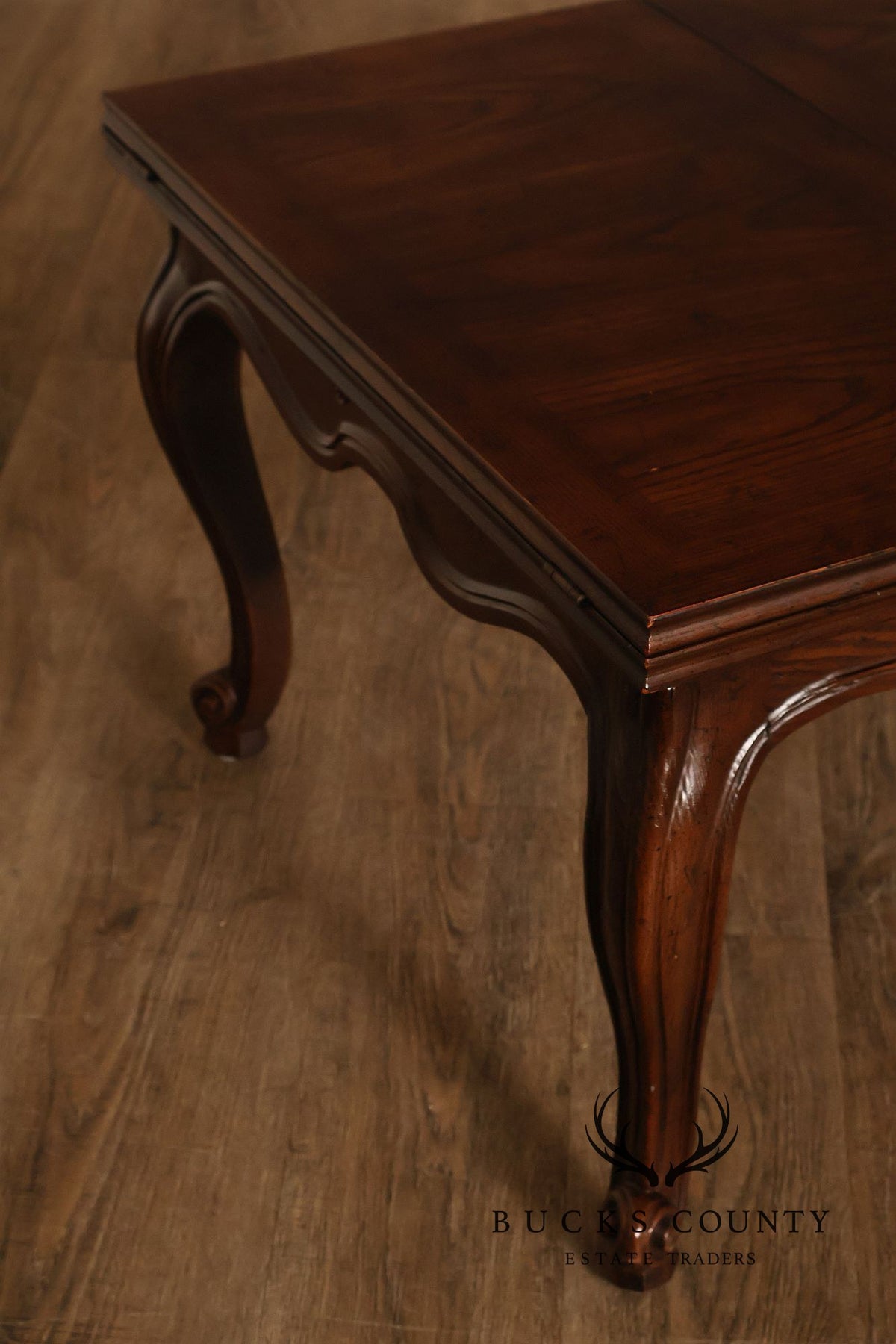 Henredon French Louis XV Style Oak Expanding Coffee Table