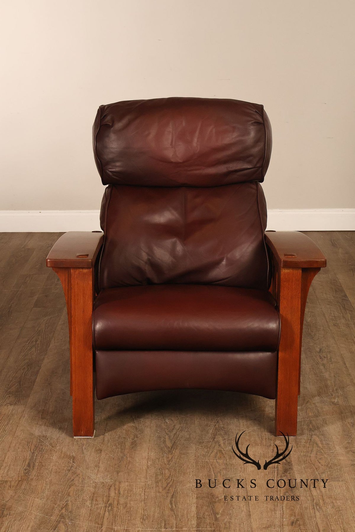 Stickley Mission Collection Pair Of Oak Bow Arm Morris Chair Recliners