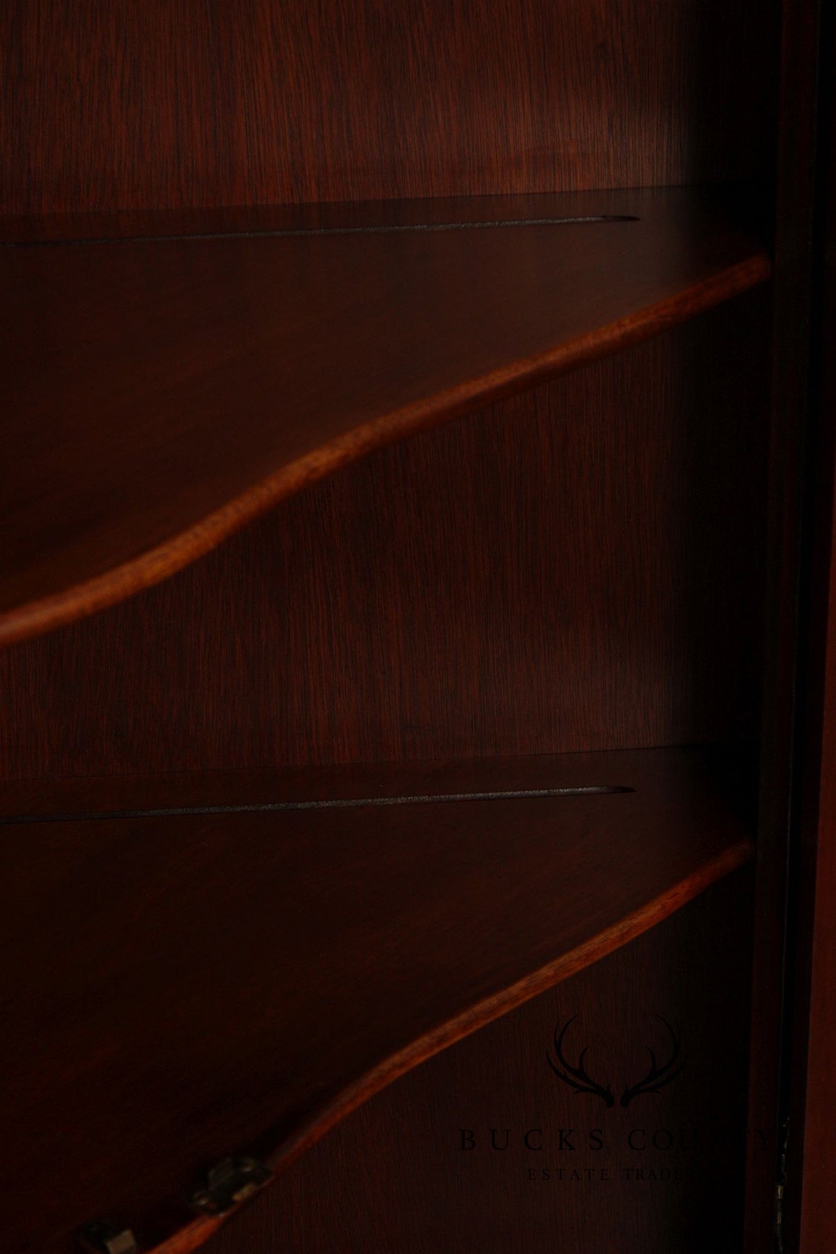 Craftique Chippendale Style Mahogany Corner Cabinet