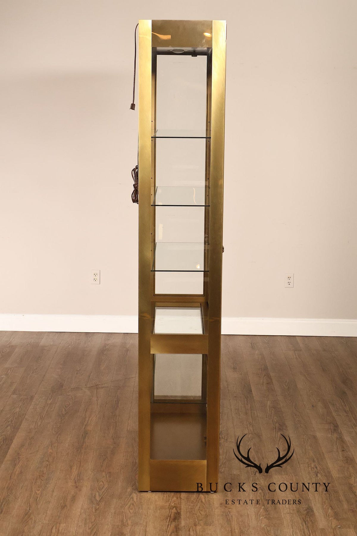 Mastercraft Mid Century Modern Brass And Glass Display Cabinet