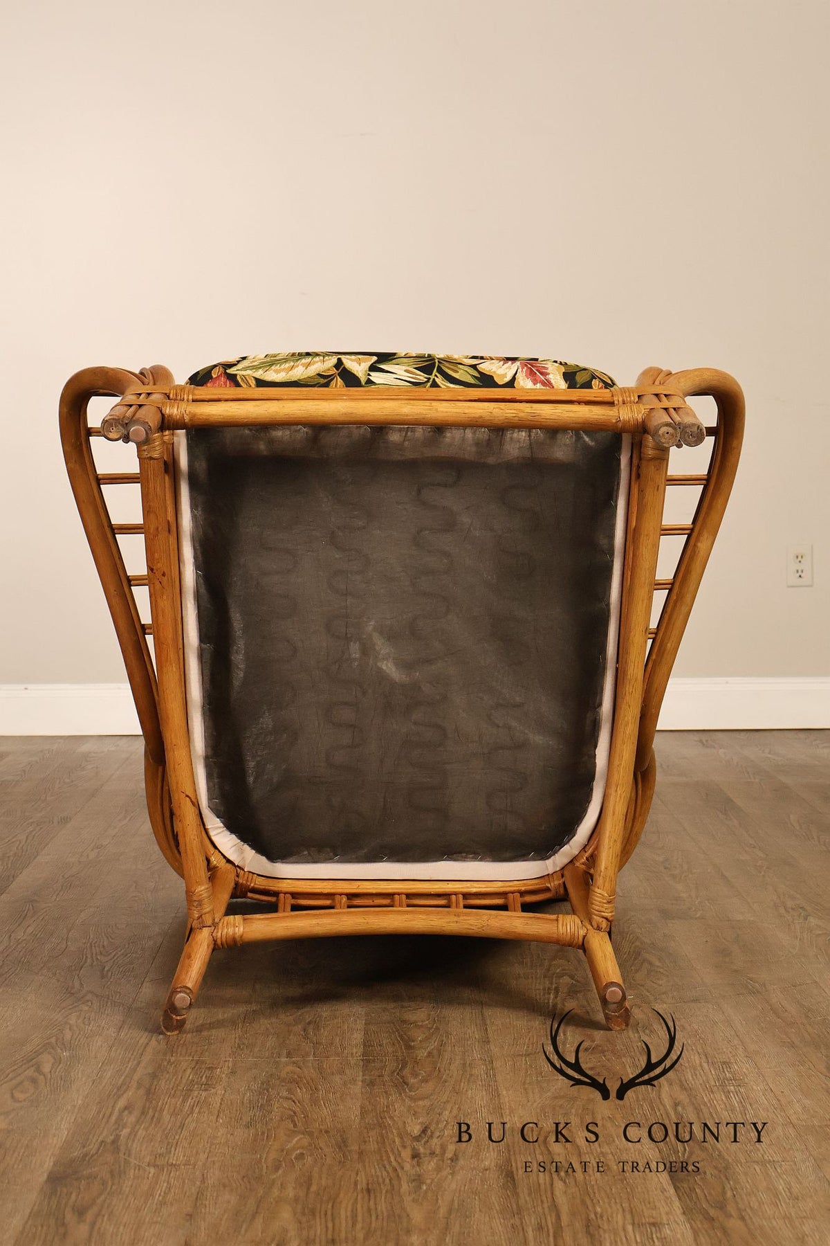 Lane Venture Wicker Lounge Chair With Tropical Upholstery